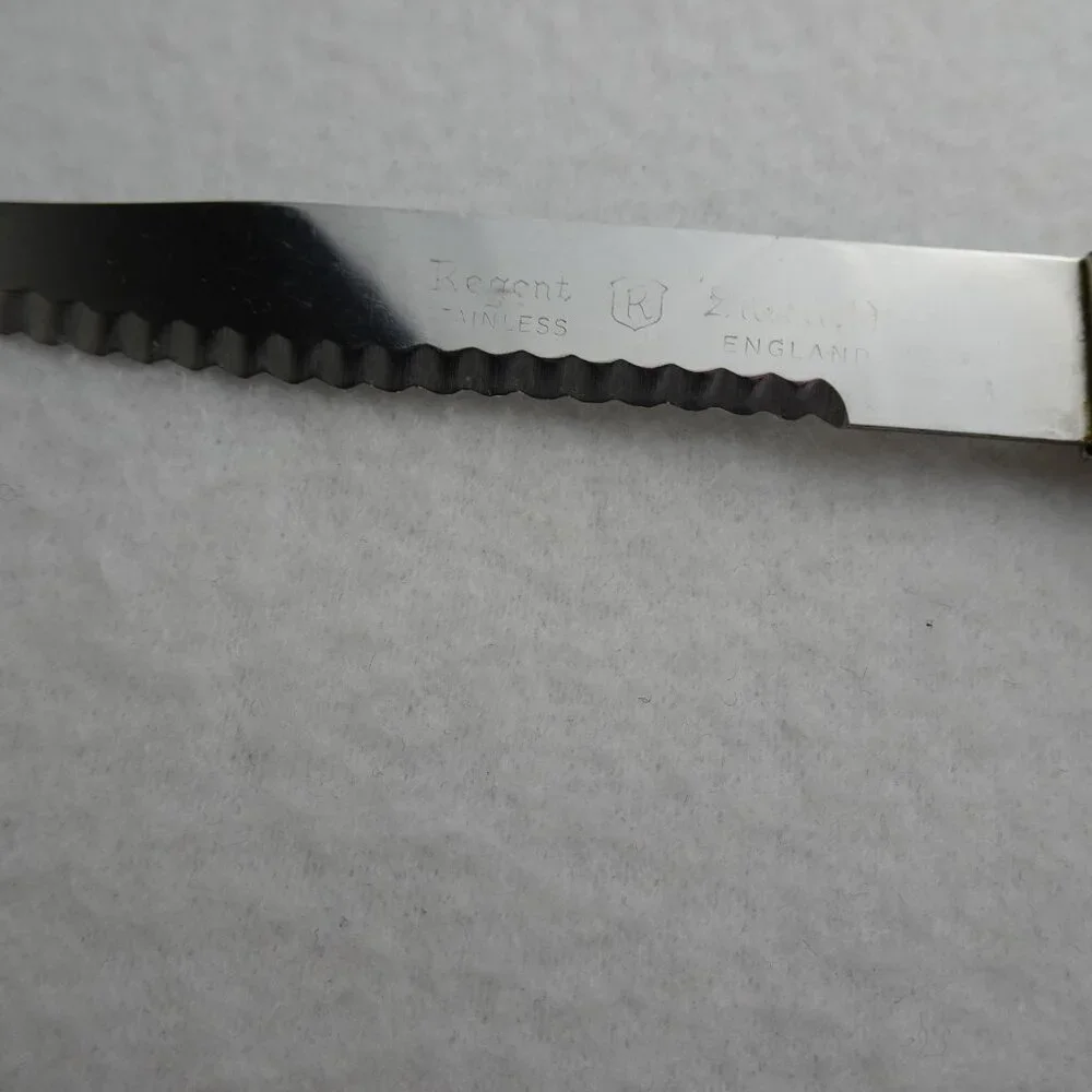 6 REGENT SHEFFIELD Steak Knives Stainless Blade Faux Antler Handle Original Box